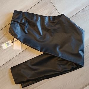 EUC 1.State "Boy Meets Girl" Faux Leather Shiny Pants size 4